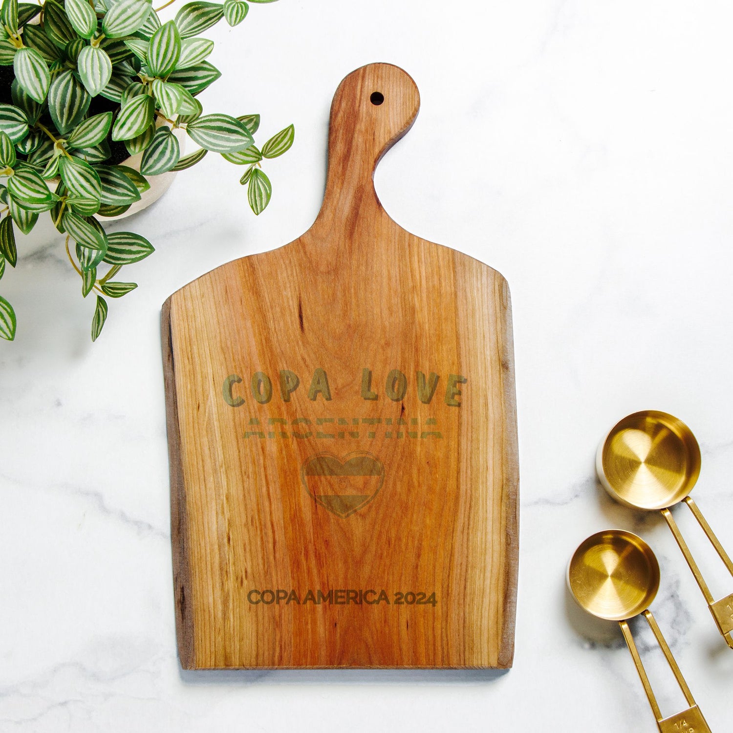 ARGENTINA - Copa Love Artisan Wood Serving Board